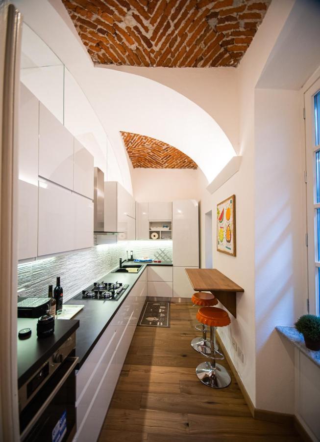 Casa Del Conte Massimiliano Roero Cuneo Exterior foto