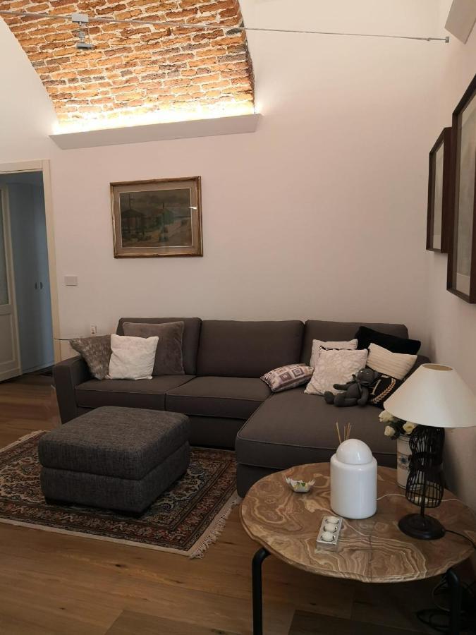Casa Del Conte Massimiliano Roero Cuneo Exterior foto