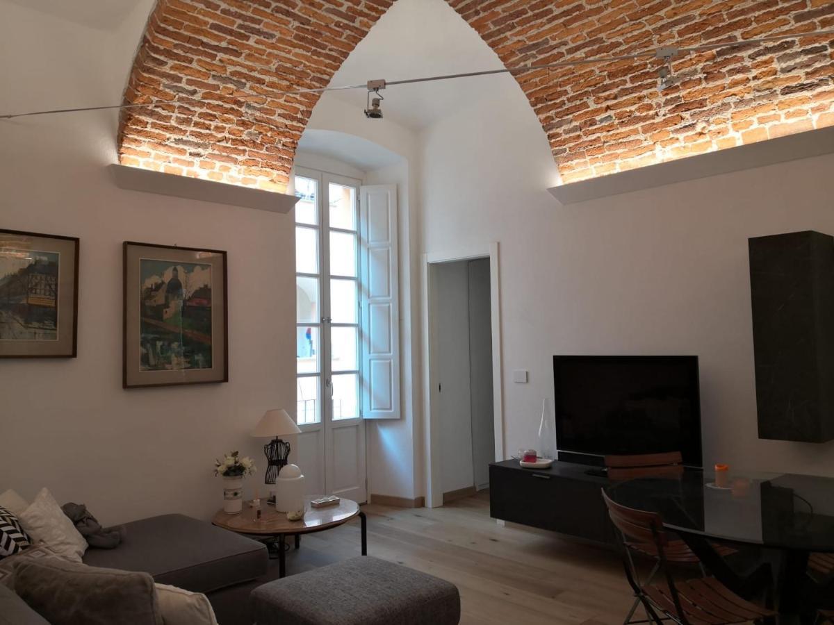 Casa Del Conte Massimiliano Roero Cuneo Exterior foto
