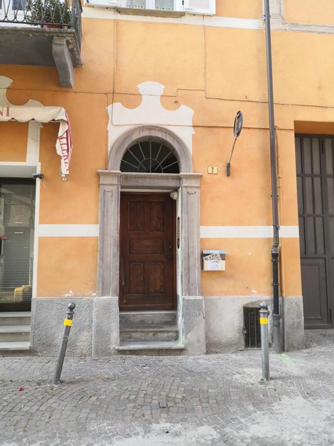 Casa Del Conte Massimiliano Roero Cuneo Exterior foto